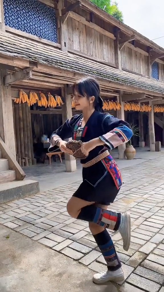 น้องมี่